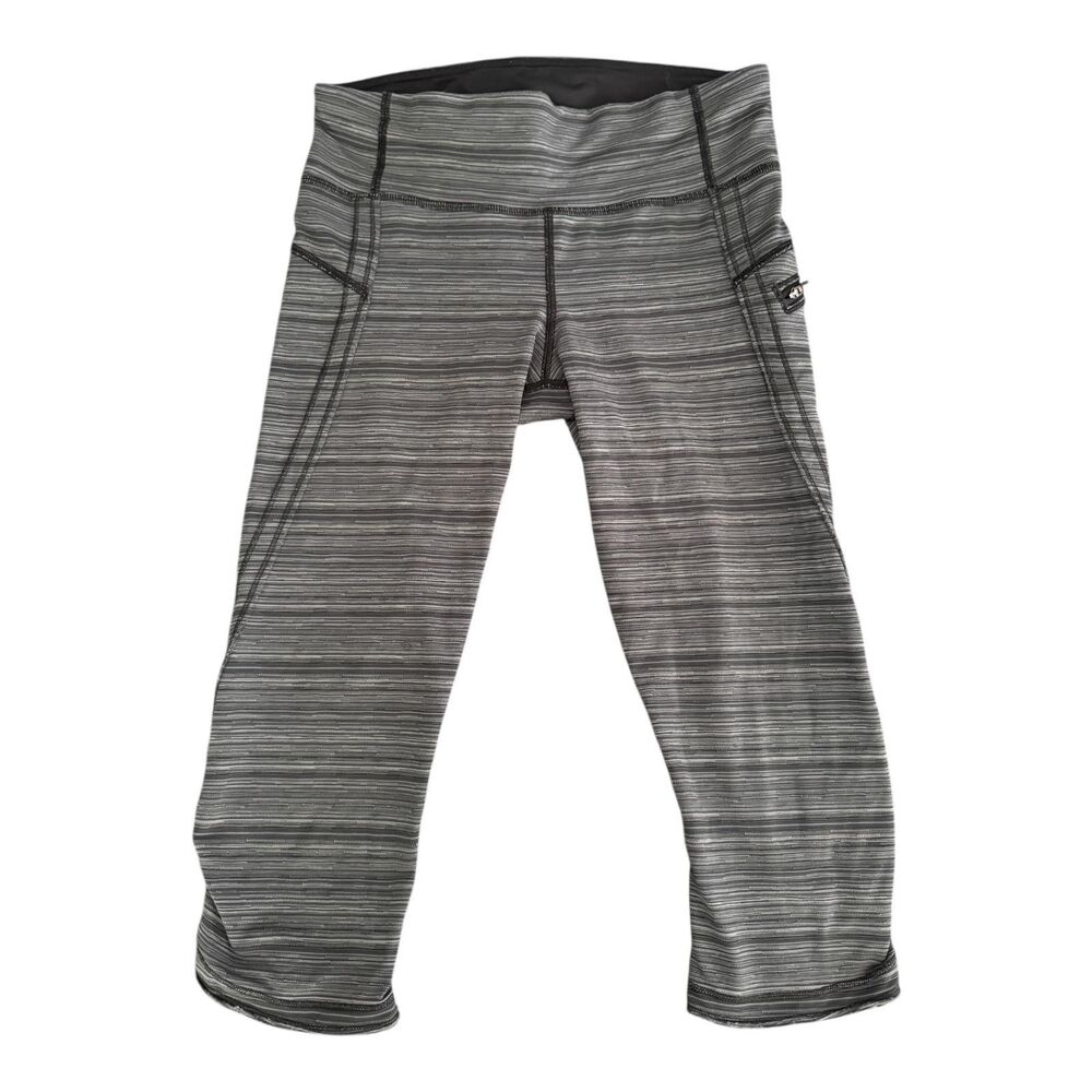 Lululemon Pants Womens 6 Gray Stripe Crop Run Inspire II Capri Yoga Athletic
